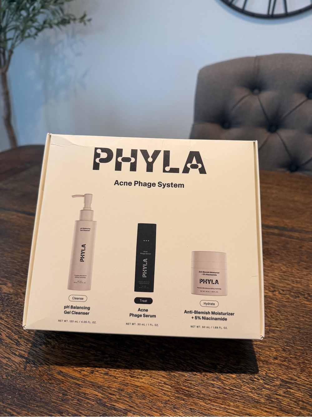 Acne Phage System Skincare Kit - White